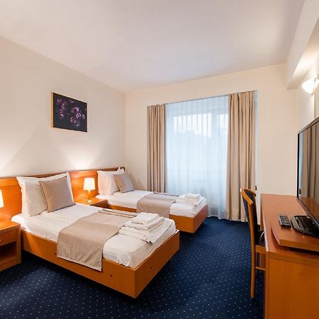 Hotel Excelsior Τιμισοάρα Εξωτερικό φωτογραφία