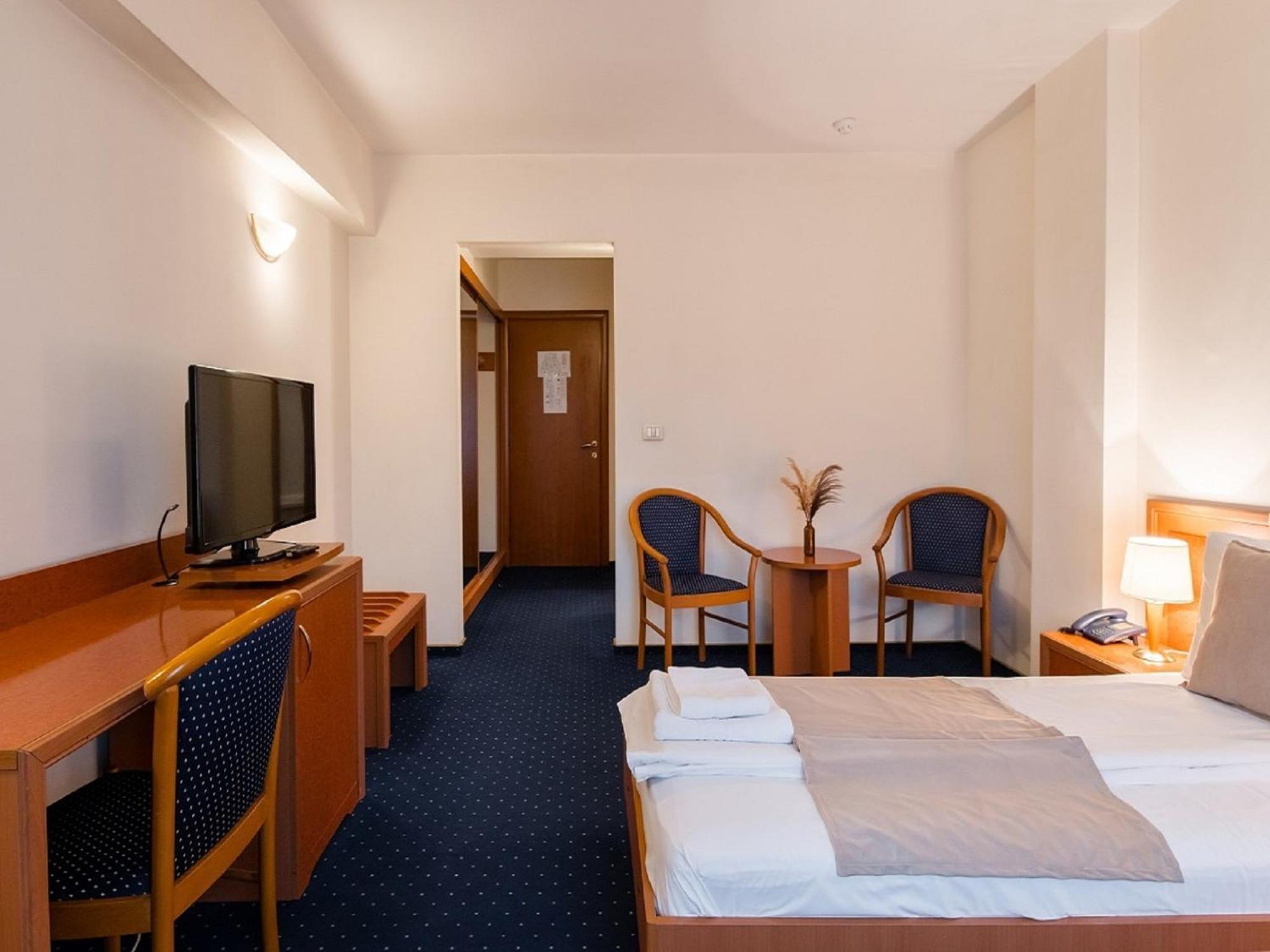 Hotel Excelsior Τιμισοάρα Εξωτερικό φωτογραφία