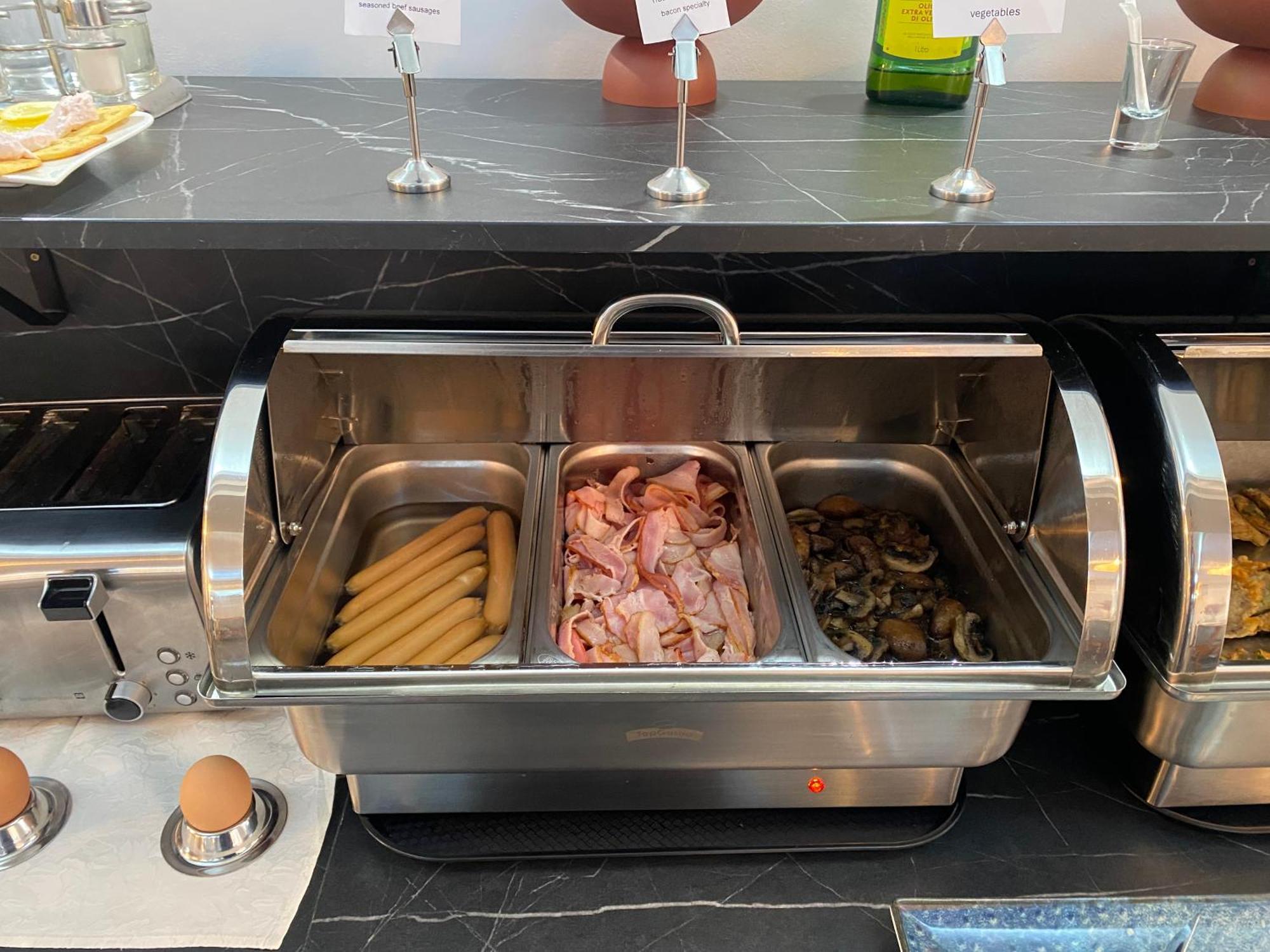 Hotel Excelsior Τιμισοάρα Εξωτερικό φωτογραφία